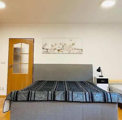 Apartamento Family-friendly 5 Praga